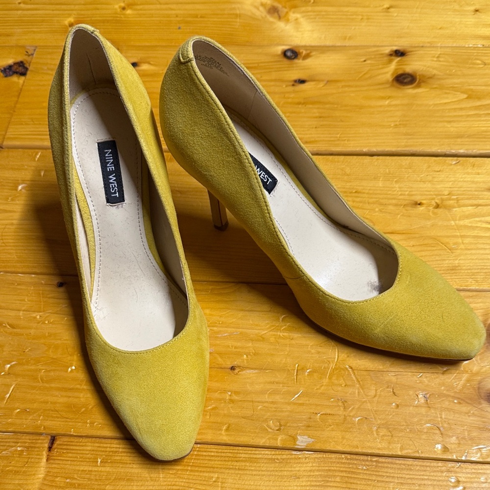 Nine West Mustard Yellow Heels
